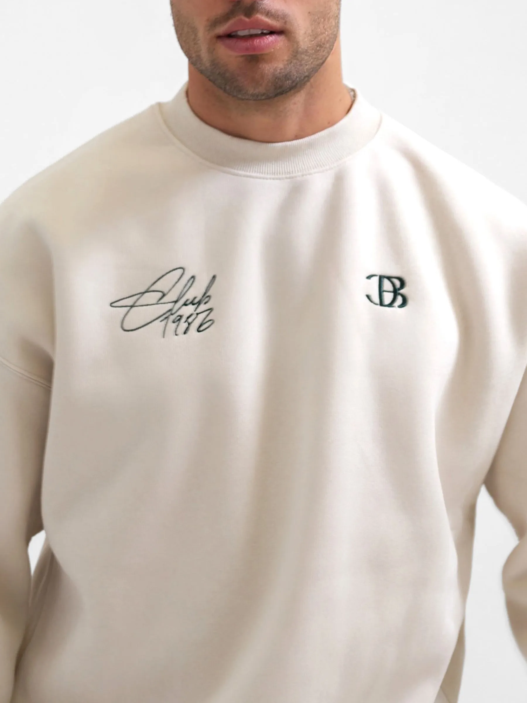 Club Relaxed Jumper - Chalk