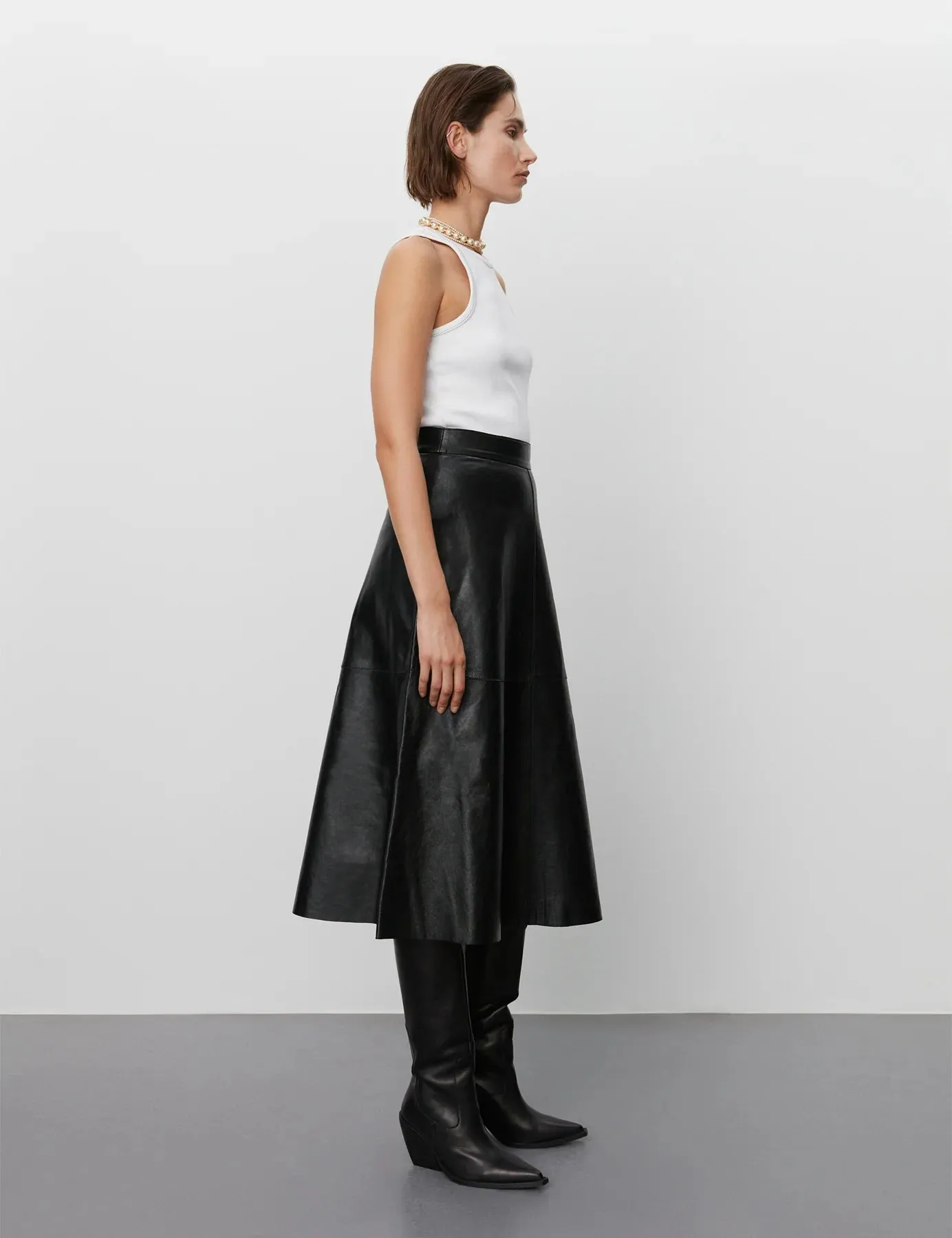 Gardenia Lamb Think Polished Skirt