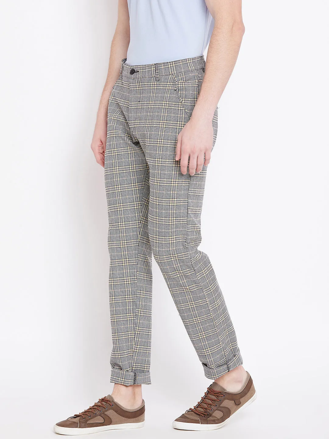 Men Grey Checked Casual Regular Fit Trousers