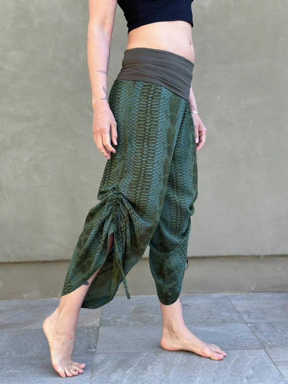 Snake Print Ruched Pant