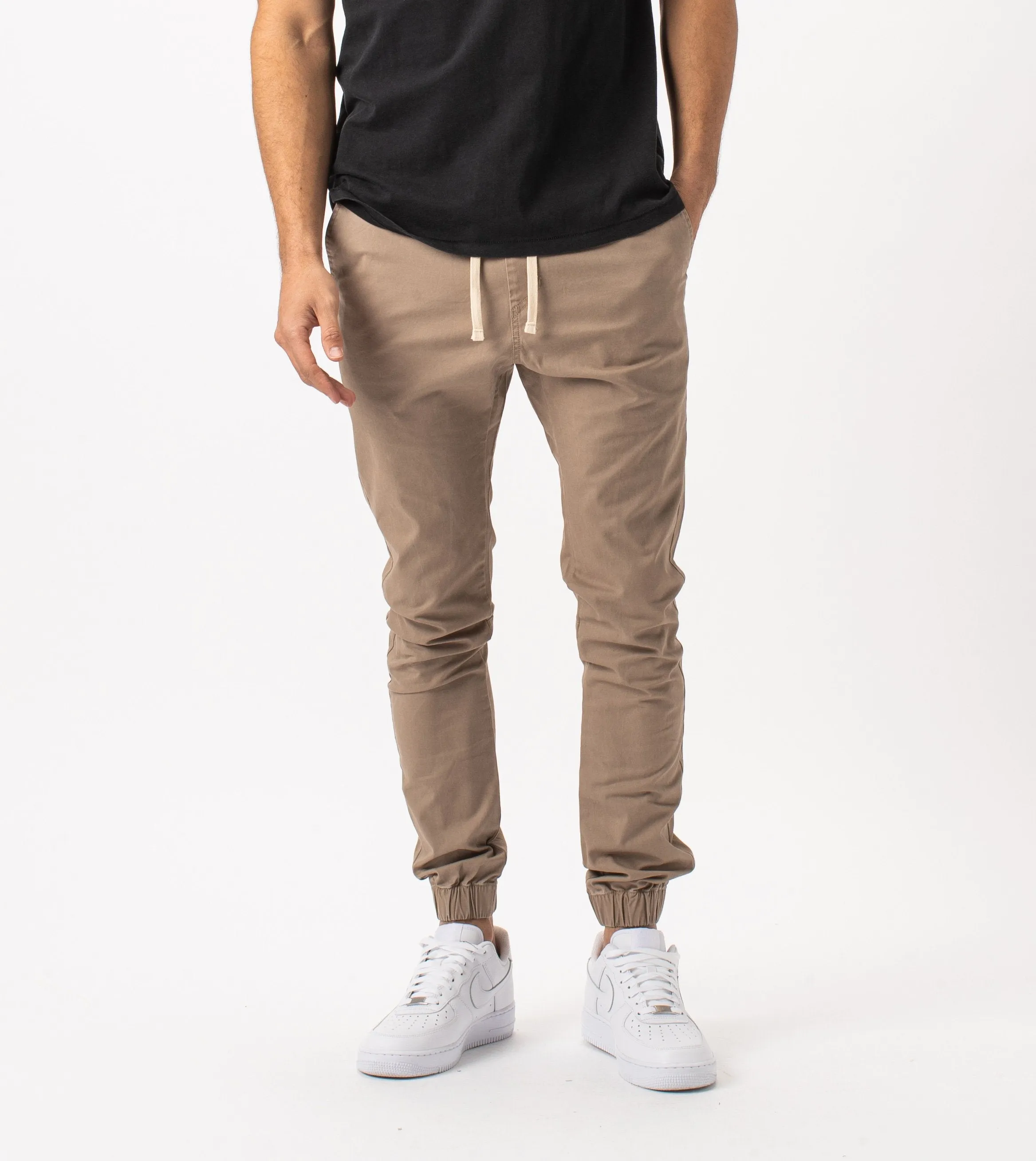 Sustainable Sureshot Jogger Sand - Sale